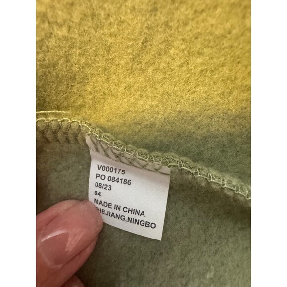 It Chapter 2 Enlarged Pennywise Face Size XL Long Sleeve Hoodie Olive Green NWT - Picture 6 of 9